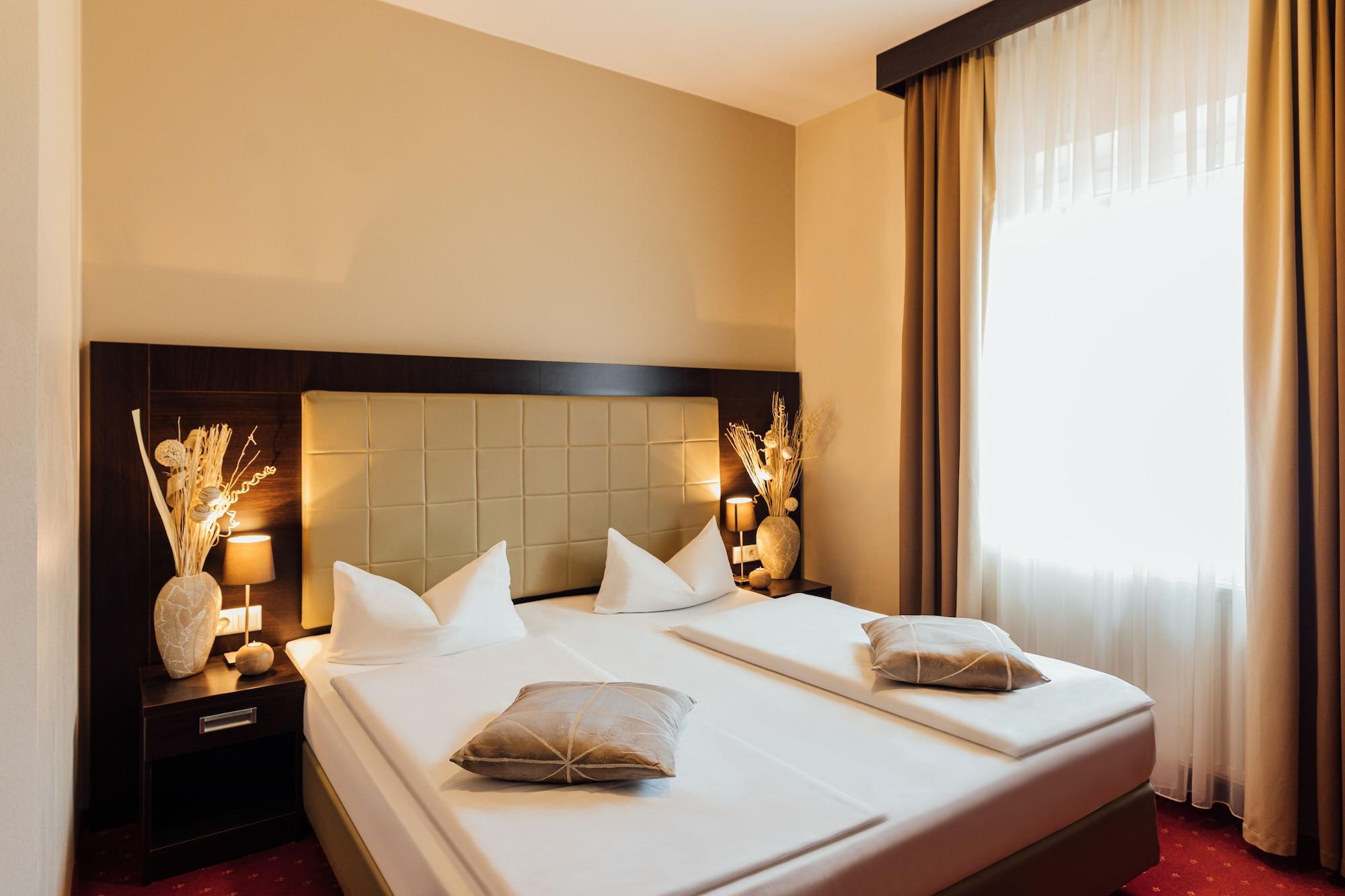 Hotel Savoy Hamburg Exterior photo